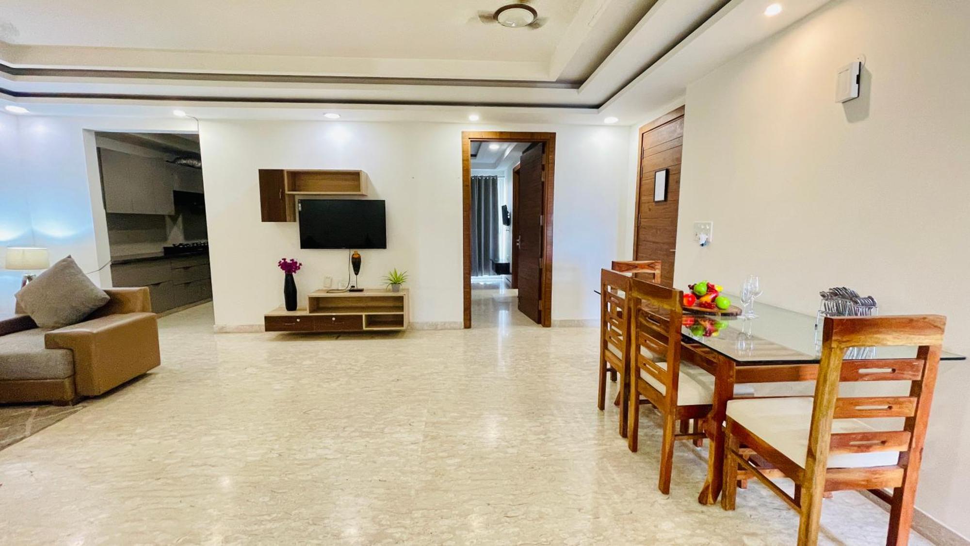 Bedchambers Serviced Apartments, Ardee City Гургаон Экстерьер фото